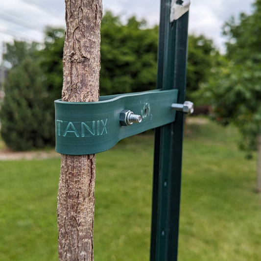 Tree stake clip and tie