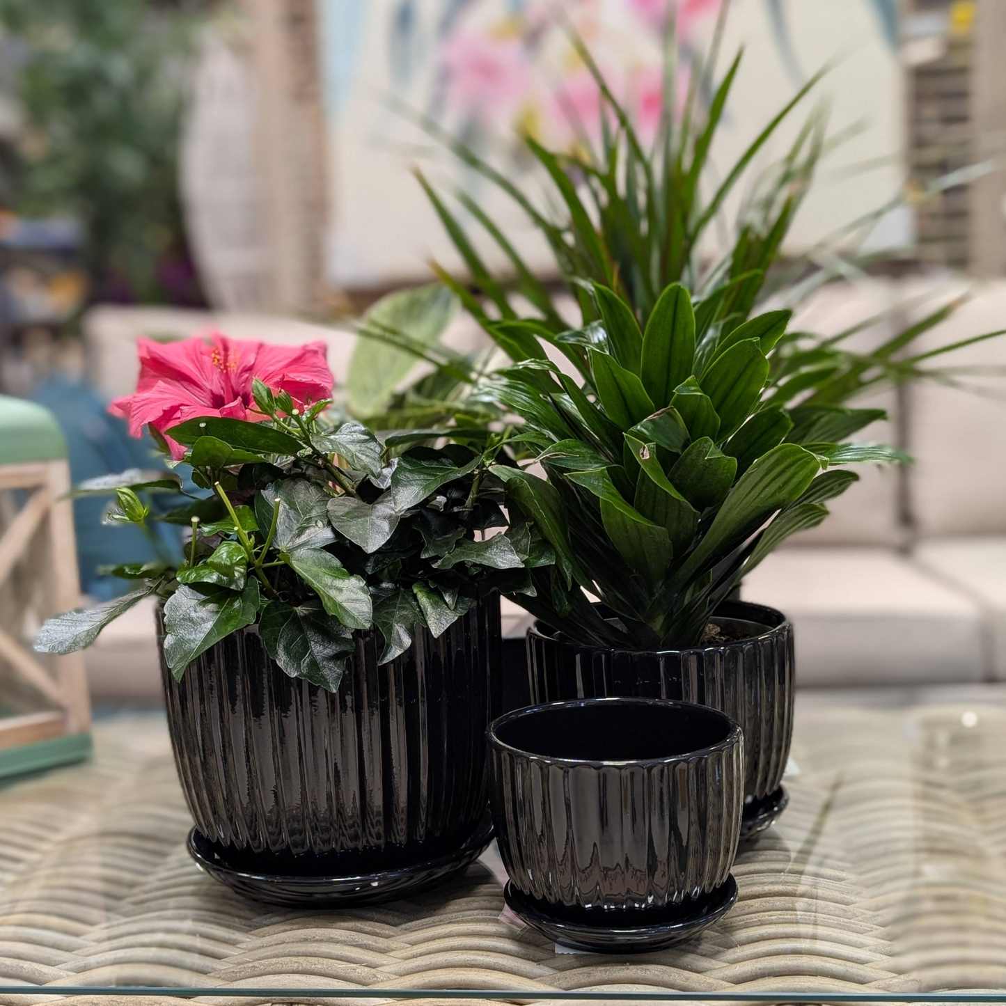 Collection Ruby - Cache-pot en céramique avec soucoupe