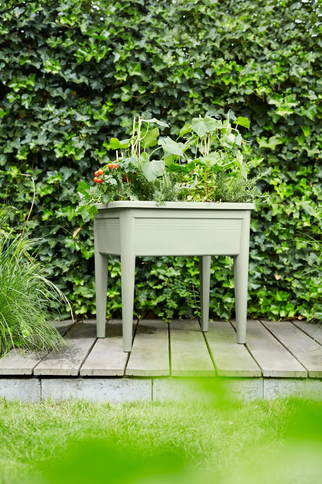 Green Basics Grow Table XXL by elho – Elevated Garden Bed